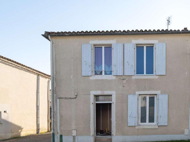 Maison vente à Fontenay-le-Comte, Sainte-hermine