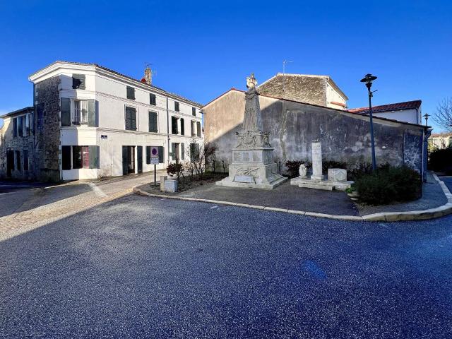 Maison vente à Saint-Jean-d'Angély, Tonnay-boutonne