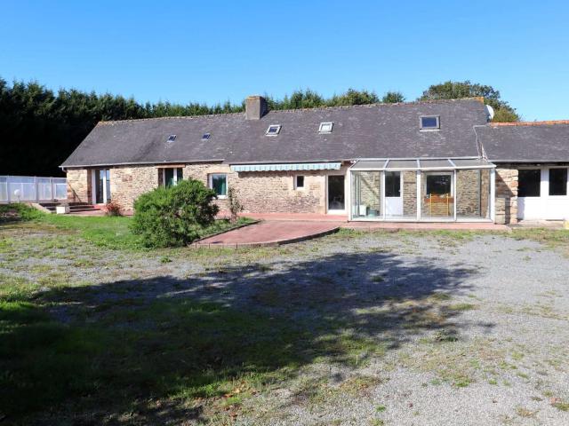 Maison vente à Guingamp, Bretagne