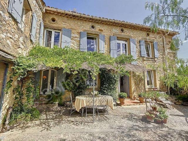 Maison vente à Nîmes, Uzès
