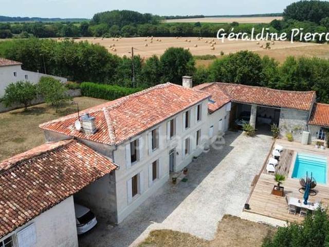 Maison vente à Saint-Jean-d'Angély, Varaize