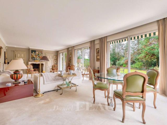 Maison vente à Nanterre, Vaucresson