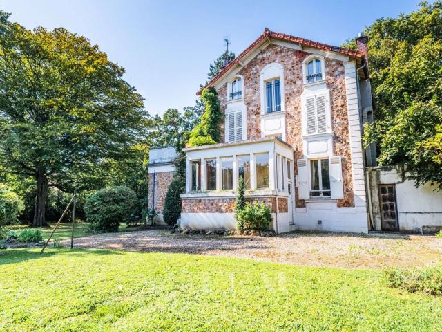 Maison vente à Nanterre, Vaucresson