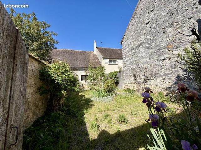 Maison vente à Fontainebleau, Montcourt-fromonville