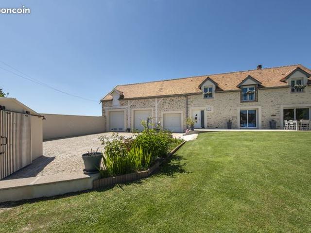 Maison vente à Fontainebleau, Villemer