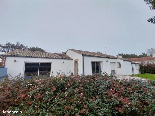 Maison vente à Les Sables-d'Olonne, Bois-de-céné