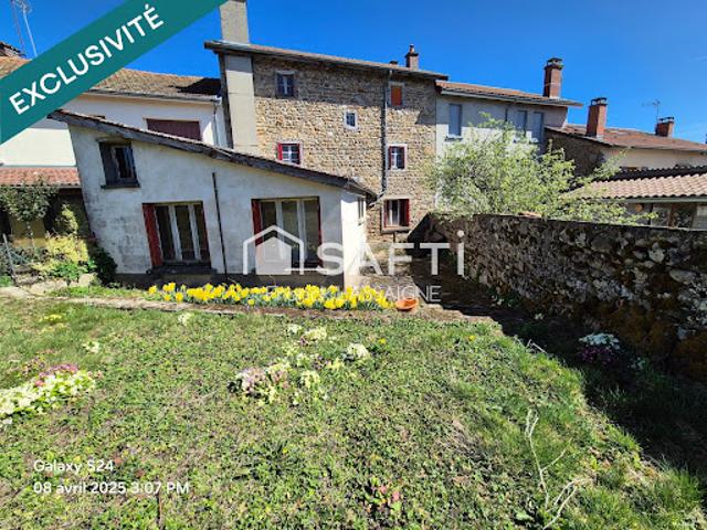 Maison vente à Ambert, Job