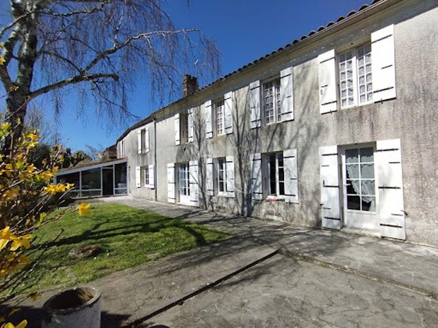 Maison vente à Saintes, Nouvelle-Aquitaine