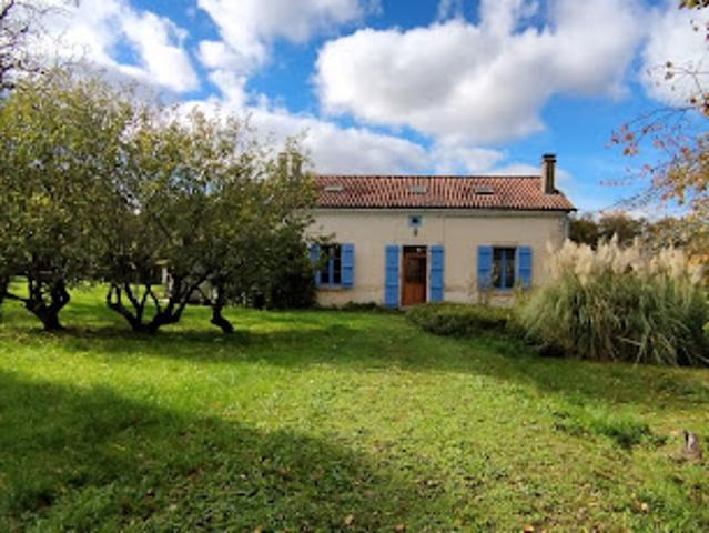Maison vente à Saint-Jean-d'Angély, Saint-mandé-sur-brédoire