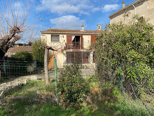 Maison vente à Nîmes, Bouquet