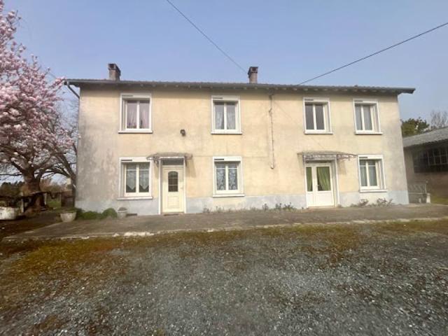 Maison vente à Nontron, Mialet
