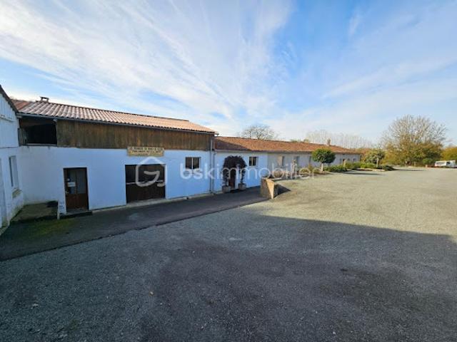 Maison vente à Bressuire, Largeasse