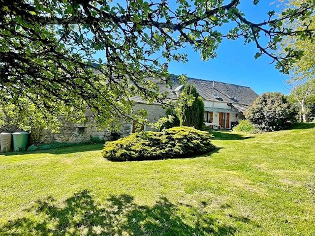 Maison vente à Avallon, Quarré-les-tombes