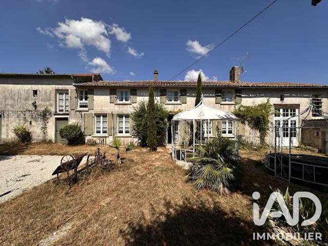 Maison vente à Niort, Hanc