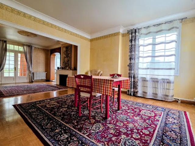 Maison vente à Angoulême, La Couronne