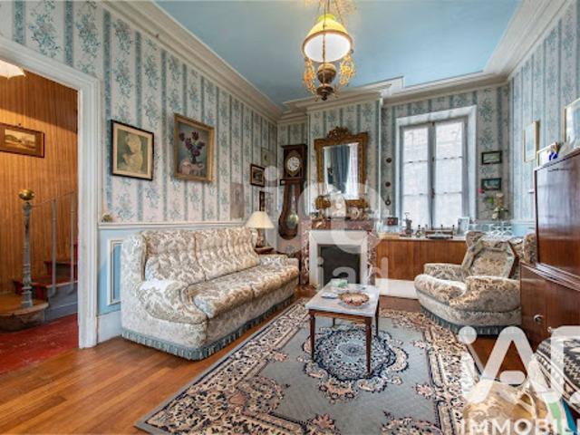 Maison vente à Fontainebleau, Flagy