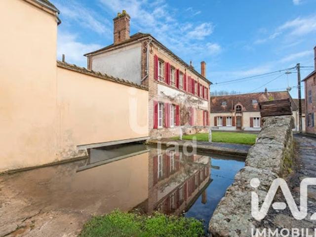 Maison vente à Fontainebleau, Flagy