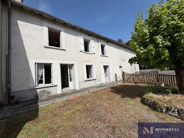 Maison vente à Nontron, Léguillac-de-cercles