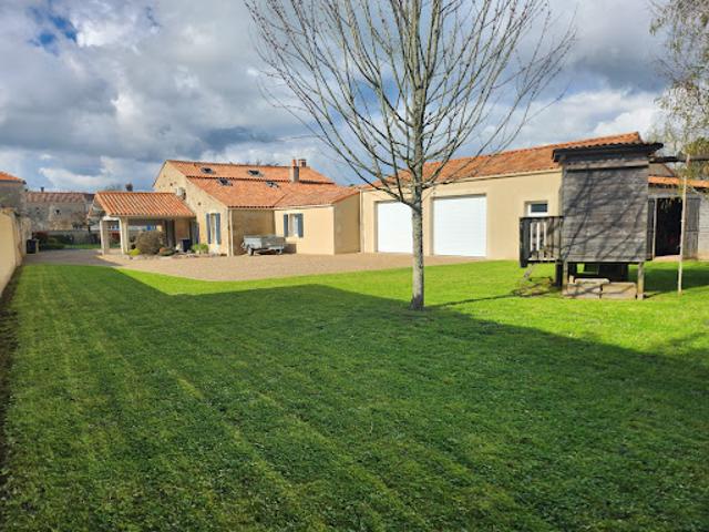 Maison vente à Fontenay-le-Comte, Sainte-gemme-la-plaine