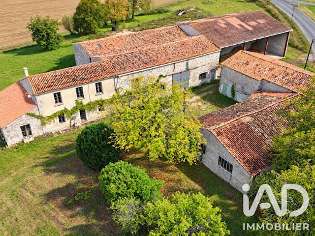 Maison vente à Magnac-Lavalette-Villars, Magnac-lès-Gardes