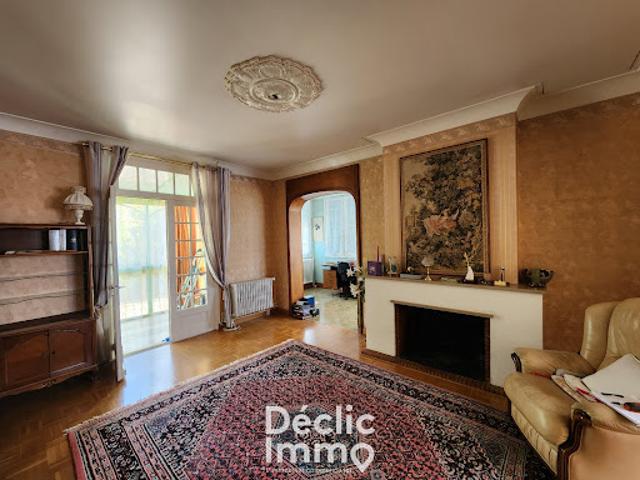 Maison vente à Angoulême, La Couronne