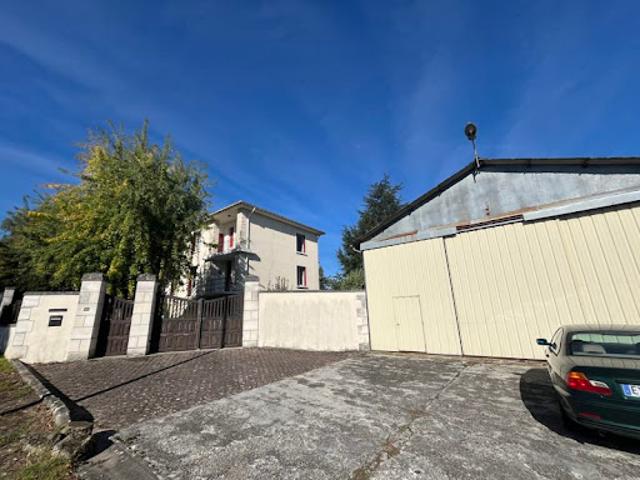 Maison vente à Confolens