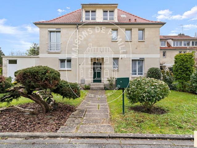 Maison vente à Versailles, La Celle-saint-cloud
