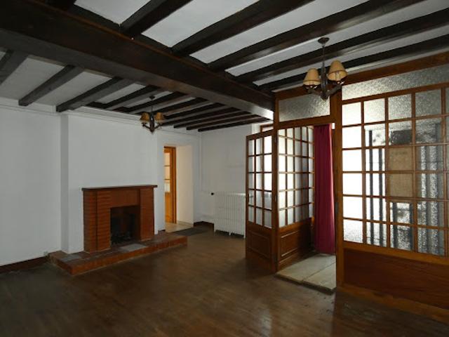 Maison vente à Aubusson, Pionnat
