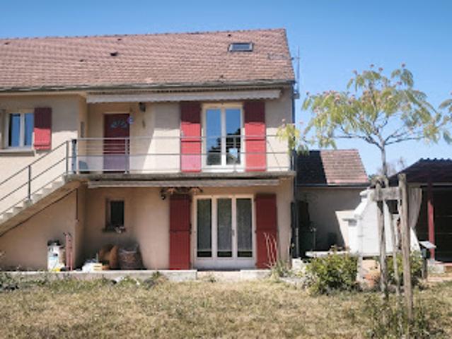 Maison vente à Bradière, Seuillet
