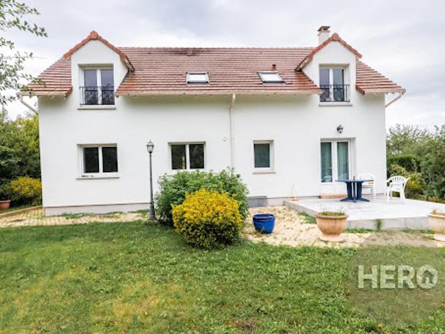 Maison vente à Versailles, Plaisir