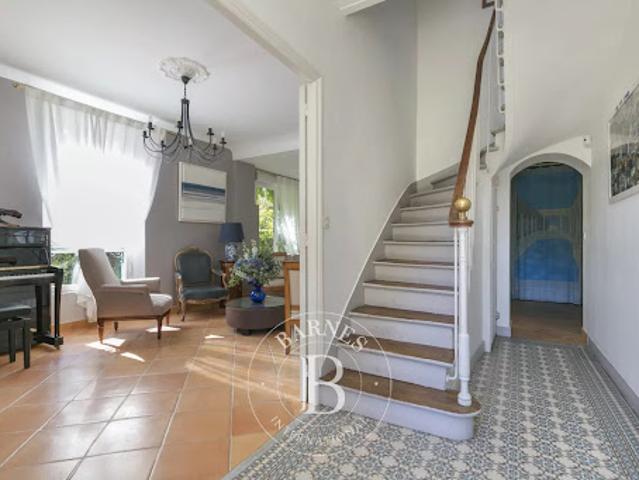 Maison vente à Nanterre, Courbevoie