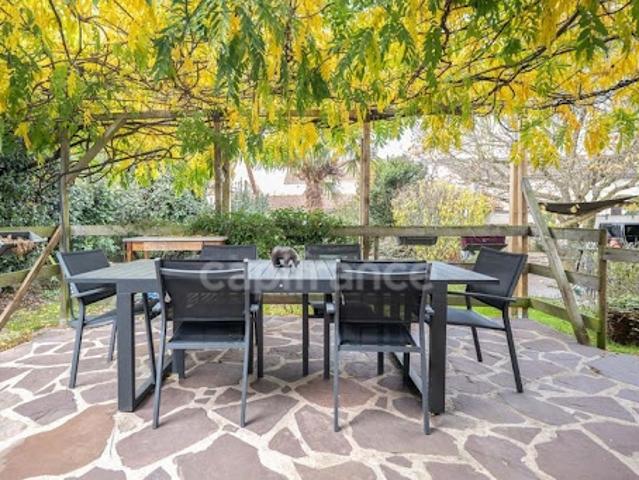 Maison vente à Versailles, Les Clayes-sous-bois