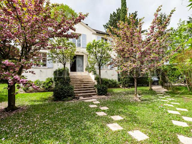 Maison vente à Saint-Germain-en-Laye, Croissy-sur-seine