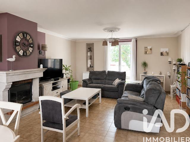 Maison vente à La Rochelle, Vérines