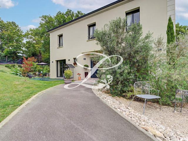 Maison vente à Saint-Germain-en-Laye, Le Mesnil-le-roi
