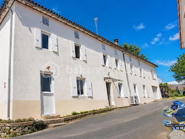 Maison vente à Bressuire, Largeasse
