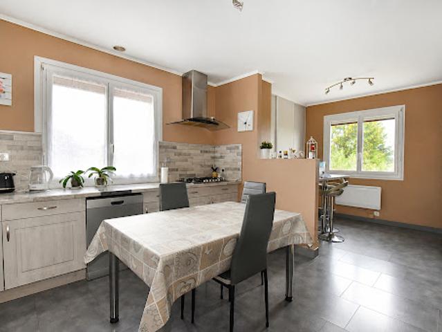 Maison vente à Benon, Le Mayet-de-Montagne