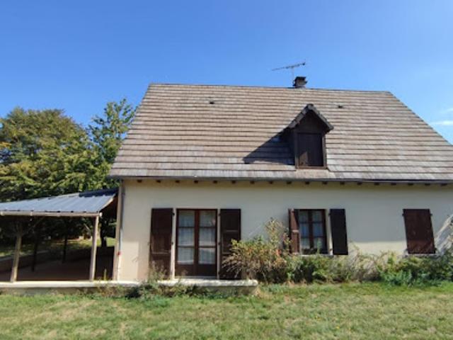 Maison vente à Arches, Cantal