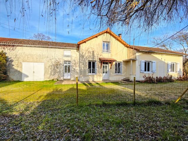 Maison vente à Niort, Sauzé-vaussais