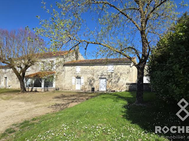 Maison vente à Saint-Jean-d'Angély, Paillé