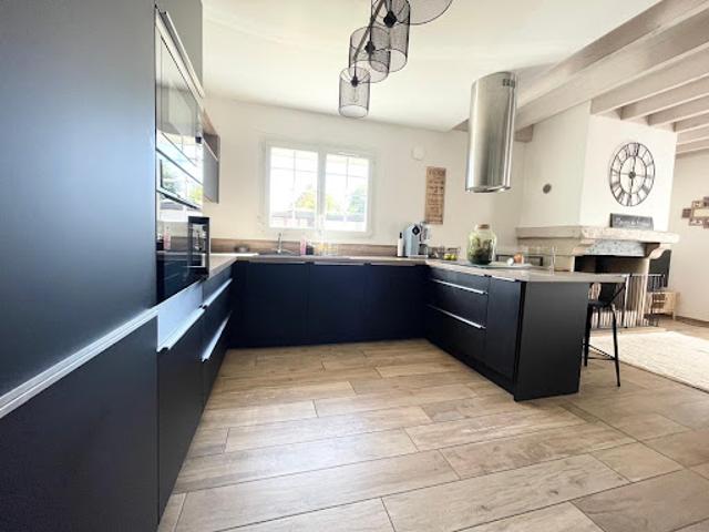 Maison vente à Marcillac-la-Croze, Corrèze
