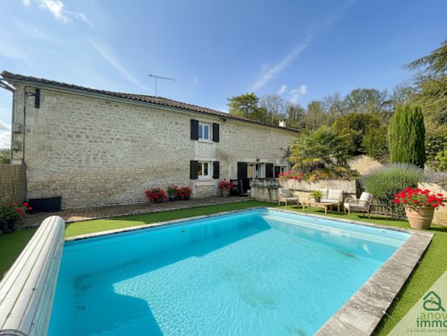 Maison vente à Angoulême, Aignes-et-puypéroux