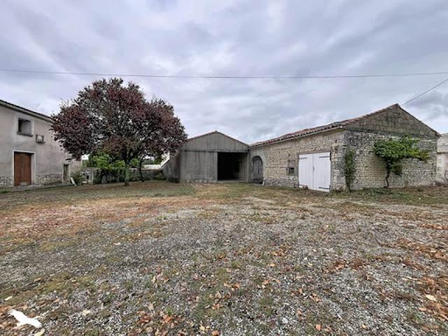 Maison vente à Moulin du Breuil, Saint-Palais-du-Né