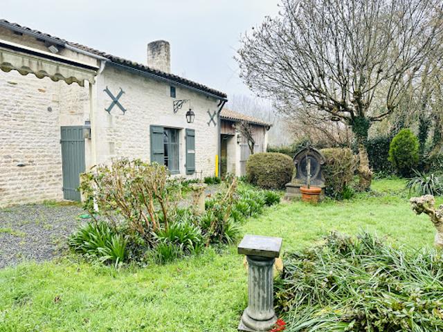 Maison vente à Niort, Magné