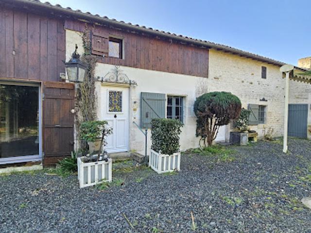 Maison vente à Niort, Magné