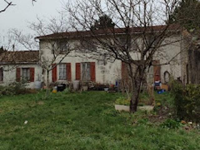 Maison vente à Jonzac, Saint-bonnet-sur-gironde