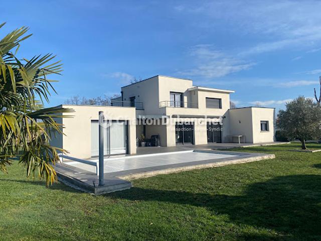 Villa vente à Roanne, Pouilly-les-nonains