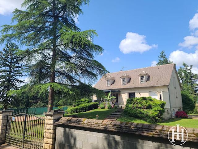Maison vente à Saint-Amand-Montrond, Saint-pierre-les-etieux