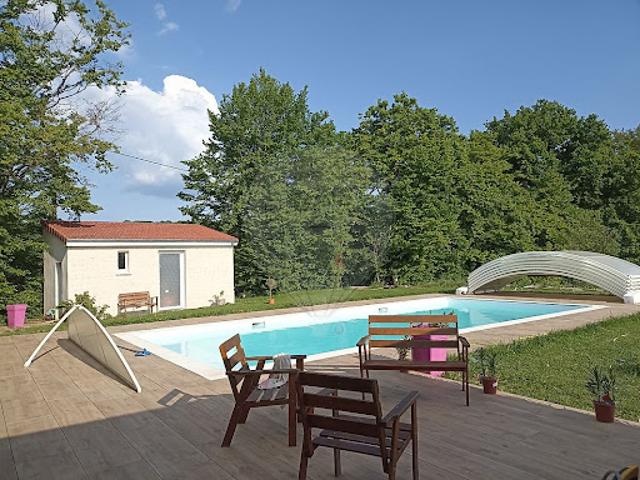 Maison vente à Cosne-Cours-sur-Loire, Champvoux