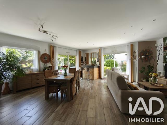 Maison vente à Angers, Montreuil-juigné